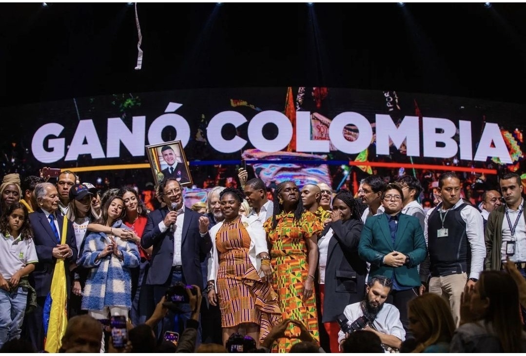 Colombia: el pueblo cambió la historia.