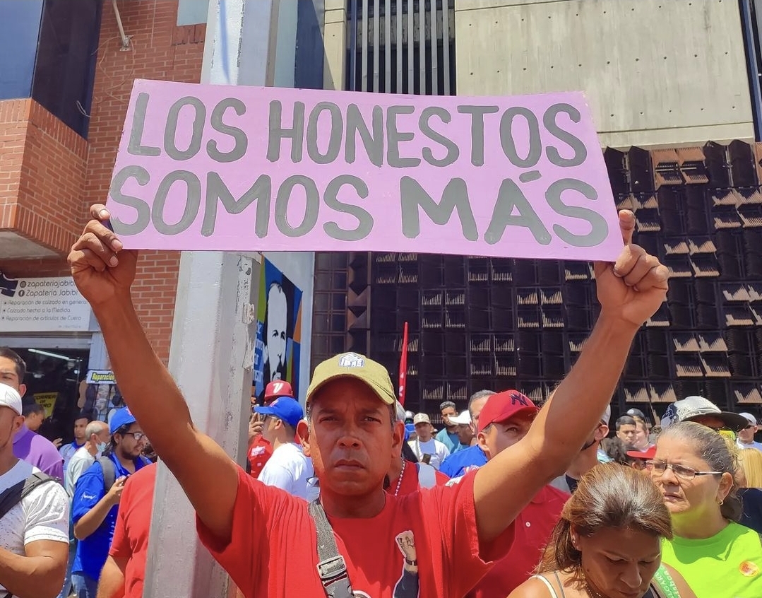 Los honestos somos más.