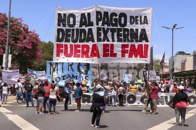 La oposición sin primarias pero con consenso, EL NEOLIBERALISMO.