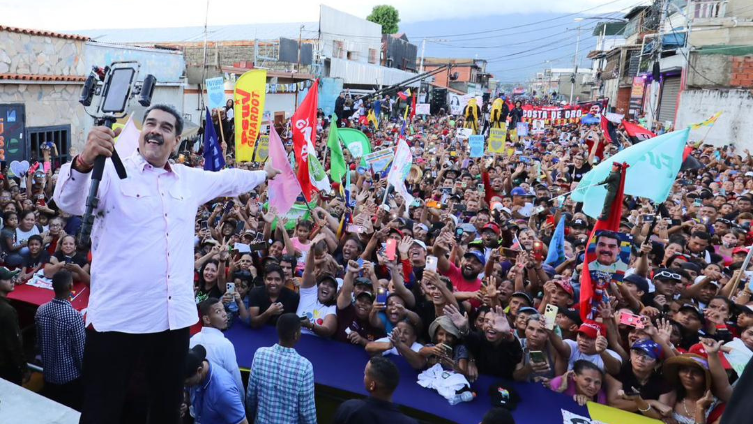 El grito de Aragua: ¡Te amamos Maduro!